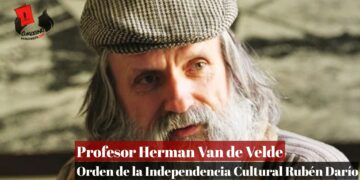 Orden de la Independencia Cultural Rubén Darío a educador Herman Van de Velde