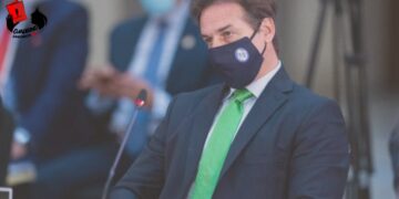 El lacayo Lacalle: el Malinche de turno