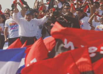 ¡No nos moverán! ¡No nos callarán!