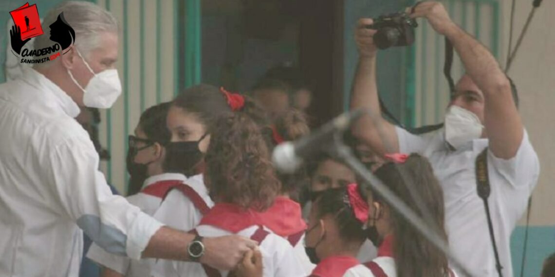 Por siempre y hasta la eternidad ¡Cuba Vive!