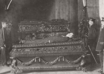 El ataúd de Rubén Darío y sus simbólicas águilas