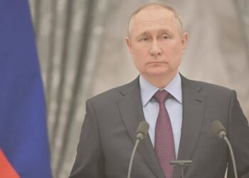 Putin: nacionalistas y mercenarios extranjeros en Ucrania usan a los civiles como escudos humanos
