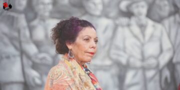 Sandino nace todos los días con su llama eterna