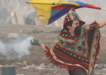 Ecuador: Lasso contra las cuerdas