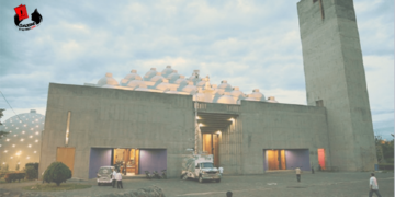 La catedral de papel maché, la exigencia de su dios