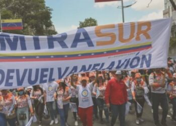 Reclaman en Venezuela la devolución de avión incautado en Argentina