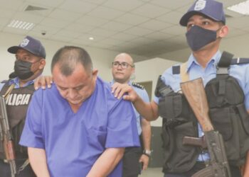 Sacerdote nicaragüense es condenado a 49 años por abusar de una niña