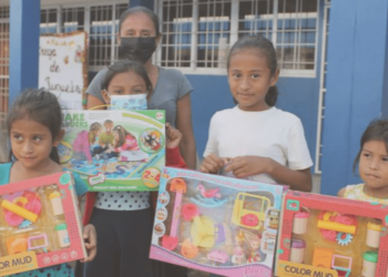 Gobierno Sandinista entregó juguetes navideños en toda Nicaragua