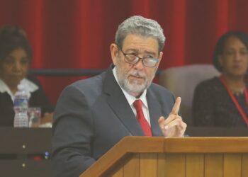 Ralph Gonsalves: La rendición jamás será nuestra primera opción