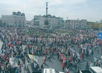 Convocan a nueva marcha nacional contra Dina Boluarte en Perú