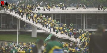 Intelectual alerta de plan para sabotear gobiernos populares