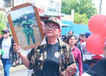 Pueblo de Nicaragua caminó para conmemorar 44 años del Repliegue a la Hacienda El Vapor
