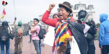 Denuncian violenta represión de la policía contra las protestas en Perú