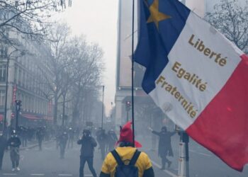 Francia, el jardín en llamas