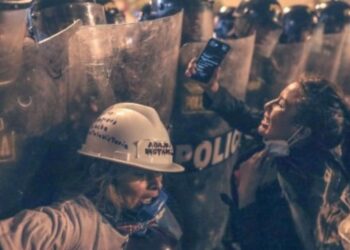 Represión policial deja al menos 11 heridos en Perú
