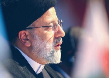 Presidente de Irán: «No esperamos la sonrisa de EE.UU., existe una muy buena oportunidad llamada BRICS»