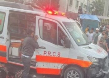 Israel ataca caravana de ambulancias en Gaza