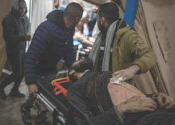 Fuerzas israelíes asesinan a más de 100 palestinos en ciudad gazatí de Rafah