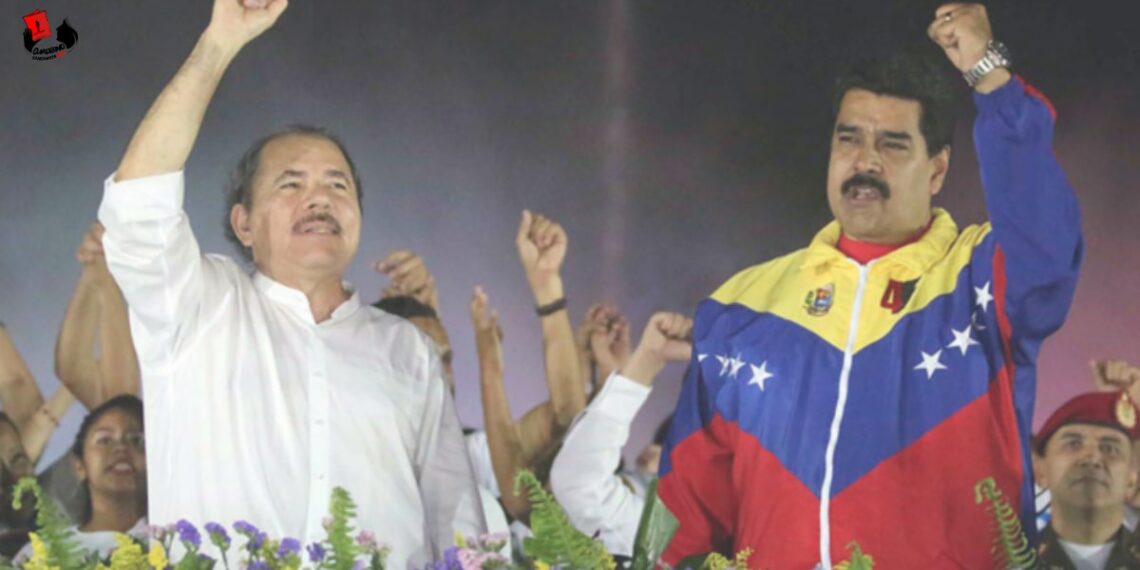 ¡Con Venezuela en amor triunfante!
