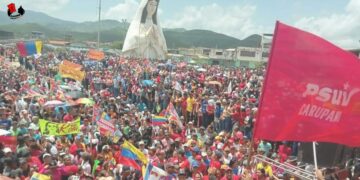 Chavistas salen a las calles en defensa de Revolución Bolivariana