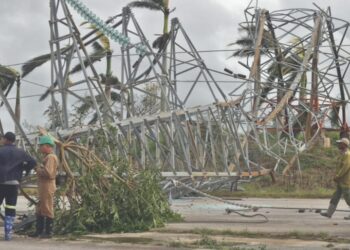 Cuba restaura servicios esenciales tras el paso del huracán Rafael