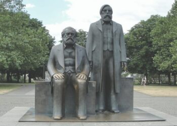 ¿La vida real determina la conciencia?