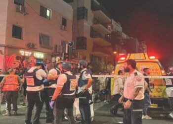 Yemen atacó varias zonas de Israel en respuesta a ataques de Estados Unidos y Reino Unido