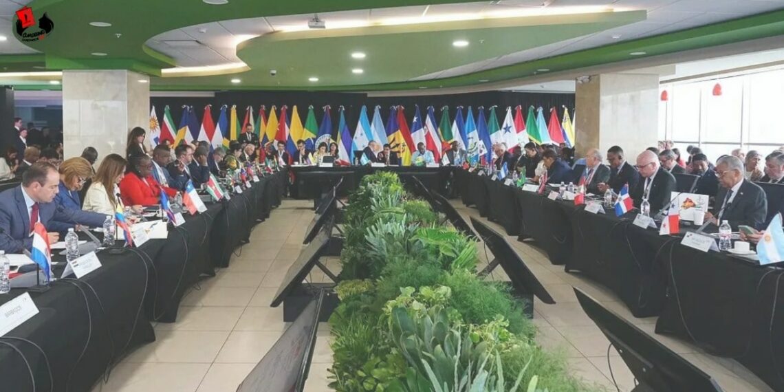 CELAC en alerta: cancilleres se reúnen de urgencia ante amenaza militar de EE.UU. en el Caribe