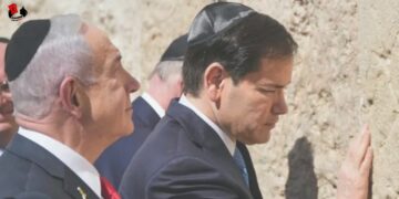 El diablo los cría y el sionismo los une