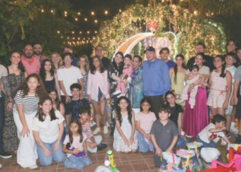 Comandante Daniel Ortega y Compañera Rosario Murillo celebran la Purísima en unión familiar