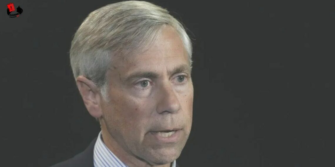 Asume la defensa del presidente Maduro abogado que representó a Julian Assange