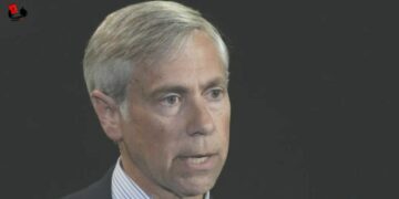 Asume la defensa del presidente Maduro abogado que representó a Julian Assange