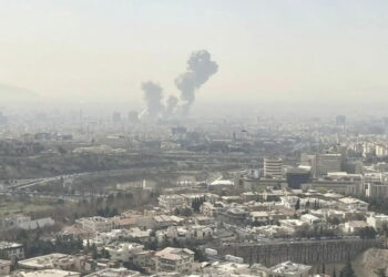 Irán condena ataques de EE.UU. e Israel como una nueva violación al derecho internacional